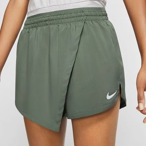 Nike tempo luxe running skort